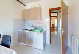 Rovinj,Valbruna,stan 66 m2+parking,2 spavaće sobe, Rovinj, Wohnung