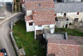 Istra, Žminj okolica - obnovljena kuća, pomoćna zgrada i okućnica, Žminj, Maison