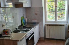 Rovinj -odlična obiteljska kuća+dvorišna kuća+6 parkirnih mjesta, Rovinj, Casa