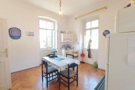 Istra, Rovinj, velik i prostran stan u austrougarskoj vili, Rovinj, Appartement