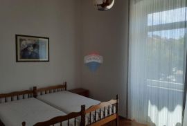 Istra, Pula - širi centar stan od 79,90 m2, Pula, Appartement