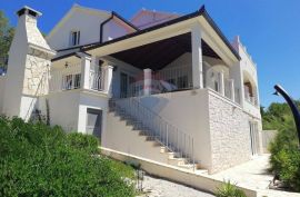 Korčula Villa - 1. red do mora izuzetna prilika!, Korčula, Famiglia