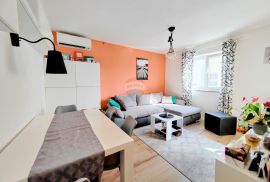 OTOK KRK,GRAD KRK-apartman 800 metara do plaže, Krk, Appartment