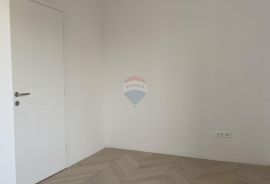 Rijeka, RIO, penthouse, 173 m2, 3S+DB  terasa i pogled na more, Rijeka, Apartamento