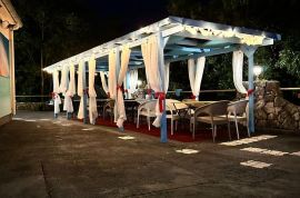 Grad Krk,restoran 200 m od gradske rive, Krk, Propiedad comercial