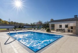 Motovun, Istra - luksuzna moderna villa 400m2, Motovun, Maison