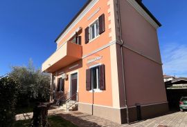 Istra, Umag Punta, prostrani stan prvi red do mora, Umag, Appartment