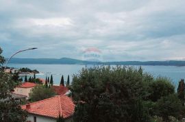 Selce, samostojeća kuća 350m2 sa 750m2 okućnice, Crikvenica, Дом