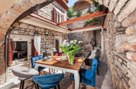 Rovinj, luksuzni Bed&Breakfast u povijesnom centru grada, Rovinj, Propiedad comercial