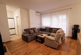 Lovran, 1S+DB od 60m2 u novogradnji, 1 kat, balkon, parking, Lovran, Appartment