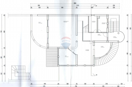 Rovinj, pola kuće - 200 m2 + 4 parkirna mjesta, Rovinj, شقة