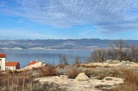 Otok Krk, Vrbnik,građevinsko zemljište 1231 m2,pogled na more, Vrbnik, Γη