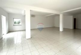 Stan Novigrad , Istra 135m2 , 4 spavaće sobe, Novigrad, Appartement