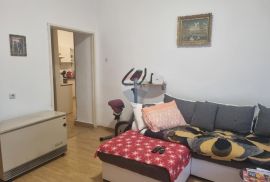 Istra, Pula stan u venecijanskoj vili, Pula, Apartamento