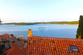 Rovinj,veliki stan 100m2 s neponovljivim pogledom na more+vrt, Rovinj, Apartamento