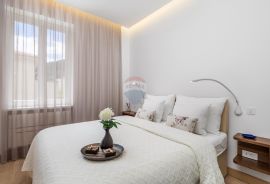 OPATIJA,CENTAR- luksuzan stan 80 m od mora, Opatija, Flat