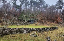 Gorski Kotar, Lič - vikendica u vikend naselju sa okućnicom, Fužine, Σπίτι