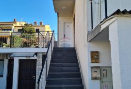 Poreč: Top lokacija, kuća s okućnicom i 3 stana u samom gradu, Poreč, House