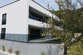 Draga Bašćanska stan 1.kat, 62m2, novogradnja, Baška, Apartamento