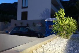 Draga Bašćanska - novi stan 62m2, okućnica 55m2, Baška, Apartamento