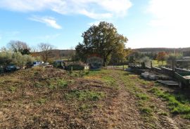 POREČ-građevinska parcela na rubu građevinske zone, Poreč, Land