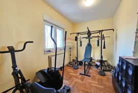 ZAGREB, Bijenik penthouse (3SS+DB) panoramski pogled s vrha Bijenika, Črnomerec, Appartment