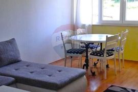 Rovinj-Rovinjsko Selo-kvalitetan stan,2 SS+parking+vrt+tavan, Rovinj, Apartamento