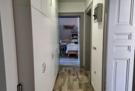 Istra, dva stana u austrougarskoj vili, Pula, Appartement