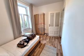 LOVRAN - dvosobni stan na 1. katu, Lovran, Appartement