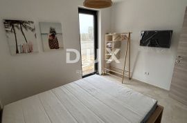 ISTRA, MEDULIN - Stan u novogradnji s bazenom i dvorištem!, Medulin, Apartamento