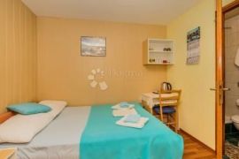 Kuća - pansion- hotelski apartmani, Posedarje, Haus