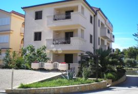 Pansion komfor- hotelski apartmani uz more, Sukošan, Kuća