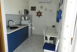 ROGOZNICA - Apartmanska kuća sa spektakularnim pogledom, Rogoznica, Дом