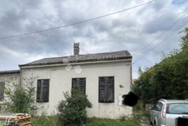 KRALJEVICA SAMOSTOJEĆA PRIZEMNICA, Kraljevica, Casa