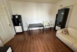 OPATIJA, stan s dva balkona i otvorenim pogledom na more, Opatija, Apartamento