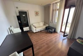 OPATIJA, stan s dva balkona i otvorenim pogledom na more, Opatija, Apartamento