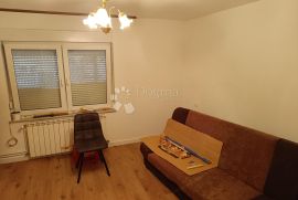 Stan sa posebnim ulazom, Donja Dubrava, Appartement