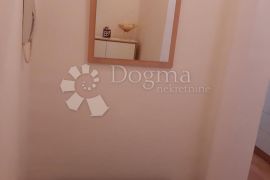 Garsonjera odmah useljiva!!!!, Rijeka, Appartement