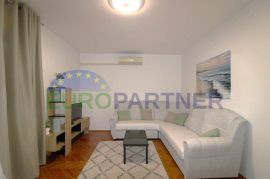 Stan 850m od mora, Poreč, Istra, Poreč, Appartement