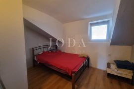 NOVI VINODOLSKI,stan 78m2, blizina svih sadržaja, Novi Vinodolski, Appartement