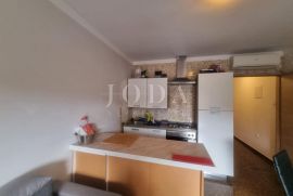 NOVI VINODOLSKI,stan 78m2, blizina svih sadržaja, Novi Vinodolski, Appartement