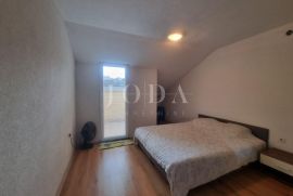 NOVI VINODOLSKI,stan 78m2, blizina svih sadržaja, Novi Vinodolski, Appartement