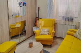 Umag, centar, dva stana 2.red do mora!, Umag, Apartamento