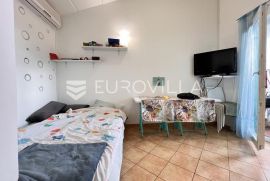 Istra, Barbariga - dugoročni najam petfriendly vikendice s terasom - blizina mora, Vodnjan, Casa