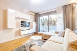 Zagreb,Vrbani III prekrasan trosoban stan 60m2, Zagreb, Flat