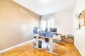 Zagreb, Trešnjevka prekrasan poslovni prost 84m2 u VMD zgradi, Zagreb, Propiedad comercial