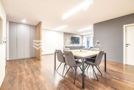 Zagreb, Trešnjevka, VMD, luksuzan trosoban stan NKP 109 m2, Zagreb, Apartamento