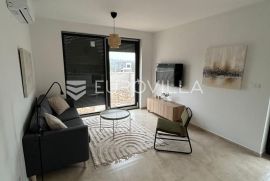 Istra, Medulin, dvosobni stan s vrtom i bazenom, Medulin, Appartement