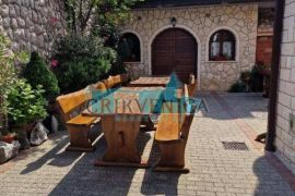 KUĆA/PANSION 450m2 + bazen CRIKVENCICA, Crikvenica, Haus