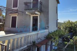 Dobrinj, otok Krk, samostojeća kamena kuća, pogled na more, terasa, konoba, prodaja, Dobrinj, House